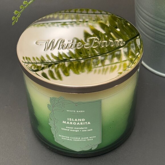 BBW Island Margarita  White Barn Bath & Body Works 3 Wick Candle - Picture 4 of 10